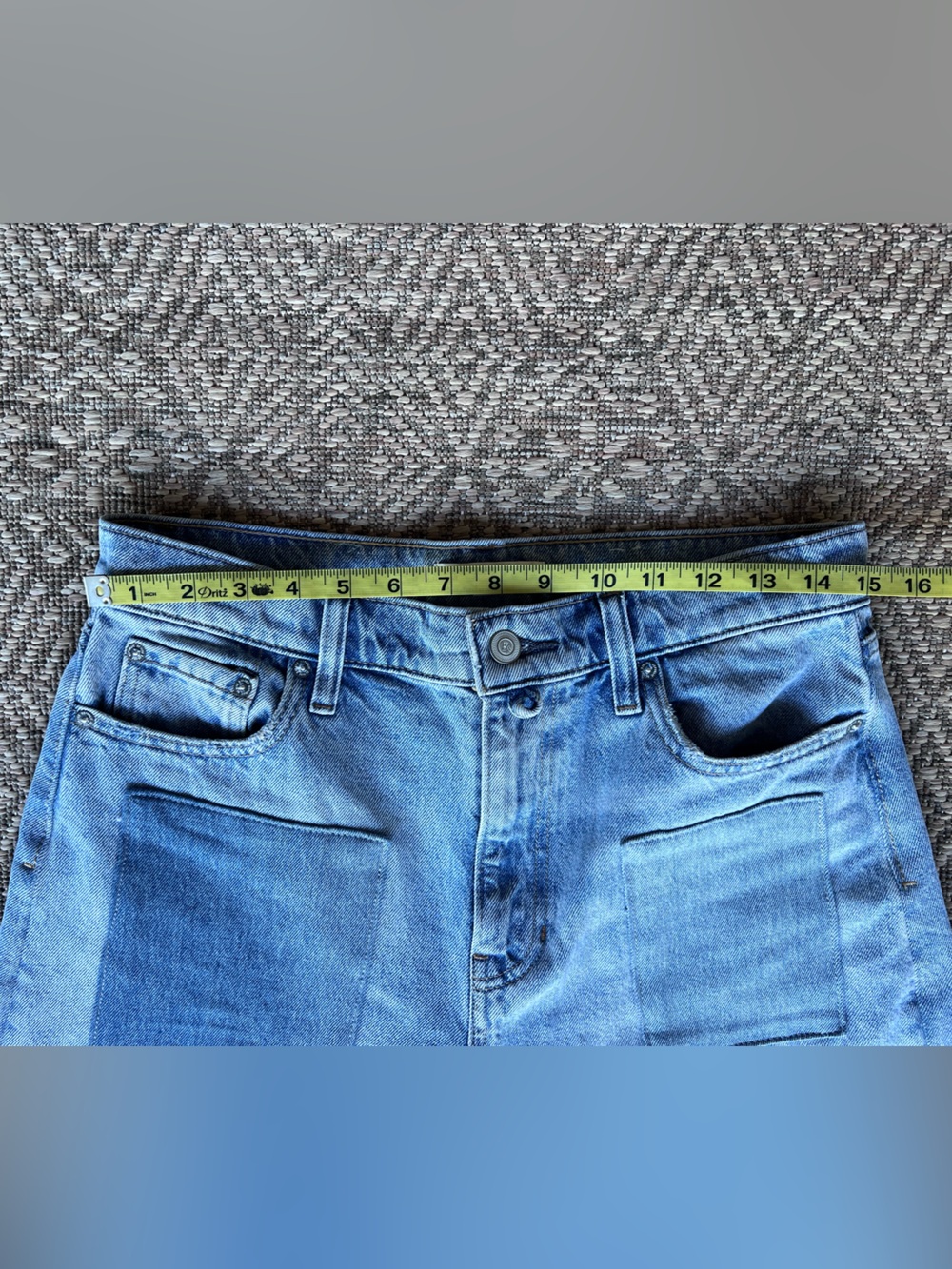 Banana Republic Barrel Leg‎ Jeans Women's 27 Patchwork Light Wash Denim Cropped - Picture 2 of 6
